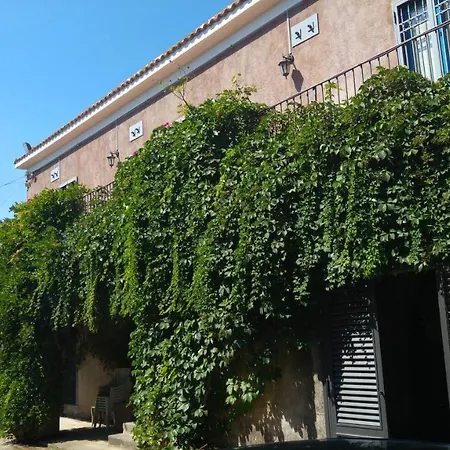 Casale Blanco Holiday home San Leonardello