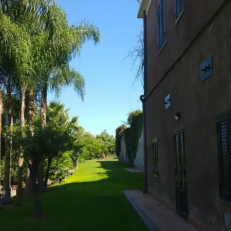 Casale Blanco Holiday home San Leonardello