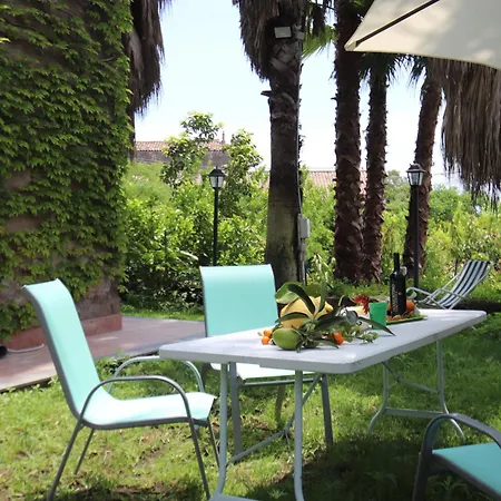 Holiday home Casale Blanco San Leonardello